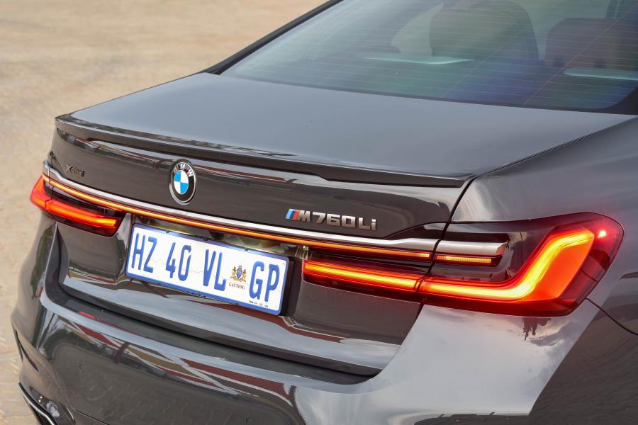 Детали экстерьера BMW M760Li xDrive (G12) 2019 года  (ZA) (фото 13 из 25)
